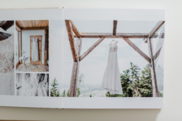 Hochwertige Hochzeitsalben bekommt ihr bei eurer Hochzeitsfotografin Veronika Anna Fotografie mit den schönsten Hochzeitsfotos von euch.