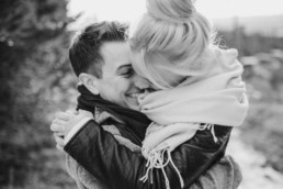 paarshooting valentinstag im bayerischen wald bei straubing im winter, moritz und selina