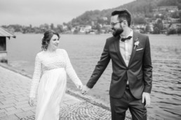 Brautpaarshooting bei einer Hochzeitsfeier am Tegernsee fotografiert von Hochzeitsfotografin Veronika Anna Fotografie aus Muenchen