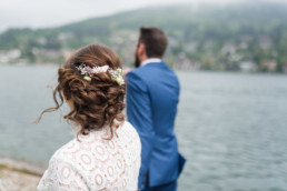 Brautpaarshooting bei einer Hochzeitsfeier am Tegernsee fotografiert von Hochzeitsfotografin Veronika Anna Fotografie aus Muenchen