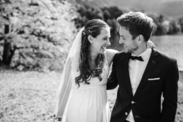 Hochzeitsfotograf Kochelsee, Stilvolle Hochzeitsfotos von der Hochzeit im Herbst am Kochelsee. Fotos von Hochzeitsfotografin Veronika Anna Fotografie aus Niederbayern.