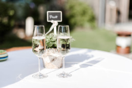 Sekt für die Braut und den Bräutigam