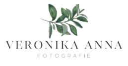 Neues Logo von Veronika Anna Fotografie, Hochzeitsfotograf aus Bayern, Deggendorf und Straubing