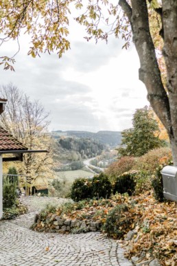 Location für die Hochzeit mit Natur im bayerischen Wald aufgenommen von Veronika Anna Fotografie