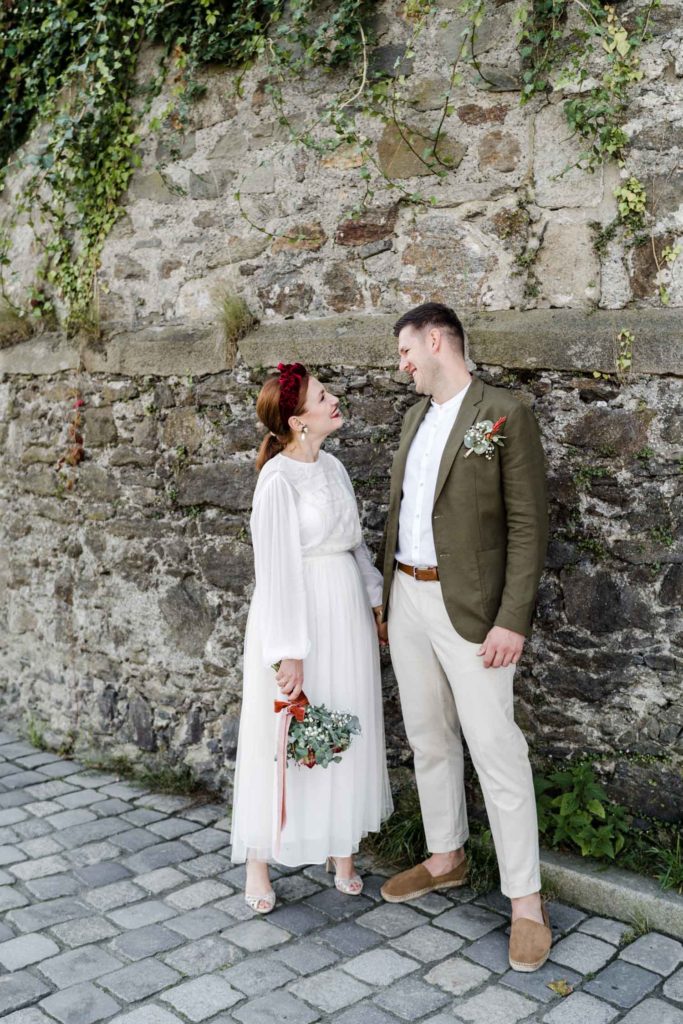 Standesamtliche Trauung im Standesamt in Passau Hochzeitsfotograf Bayern