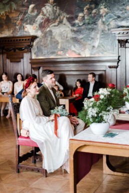 Natürliche Hochzeitsbilder von der standesamtlichen Trauung in Passau von Fotografin Veronika Anna Fotografie