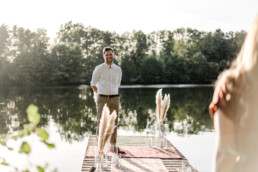 Natürliche Paarbilder bei einem Heiratsantrag in Straubing von Veronika Anna Fotografie